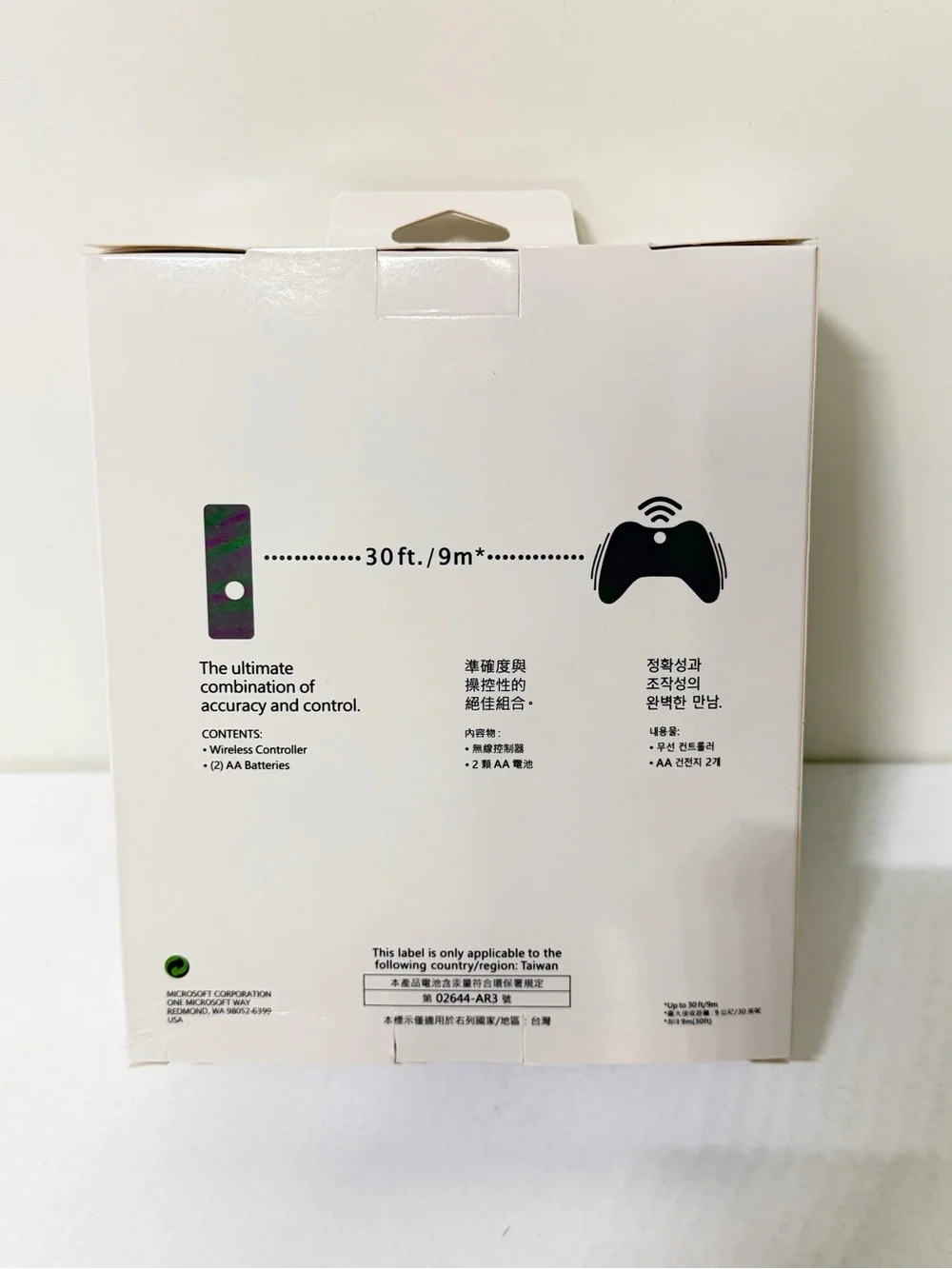 Microsoft Xbox 360 White Wireless Controller with Colored Buttons